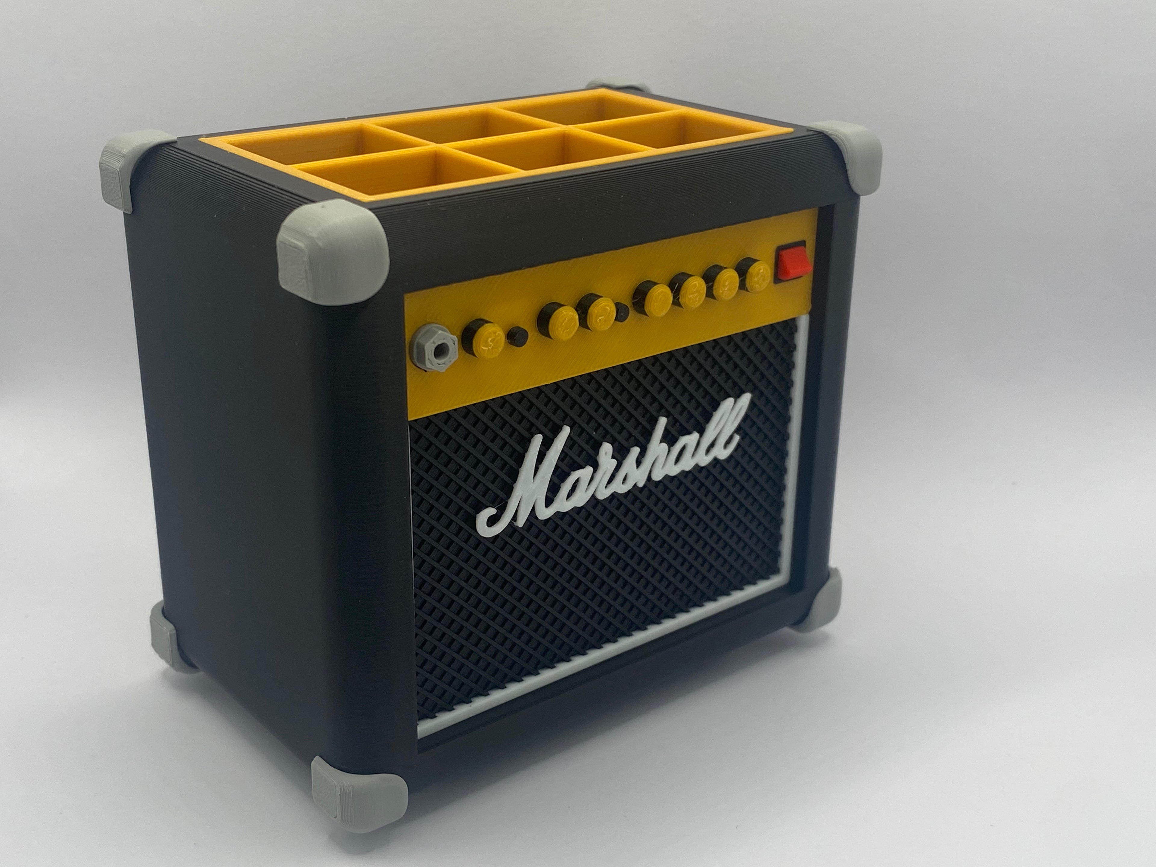 Organizador de escritorio estilo amplificador